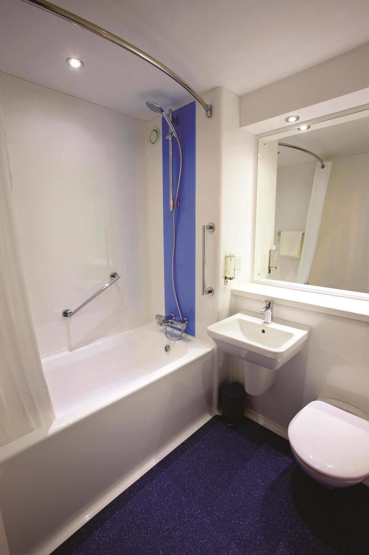 Travelodge London Stratford Hotel Dış mekan fotoğraf